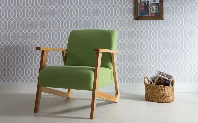 POLTRONA COLORIDA DE MADEIRA ESTOFADA ESTILO RETRÔ MODERNO VERDE VERNIZ AMENDOA TEC.942 LIS 72X81X81 CM