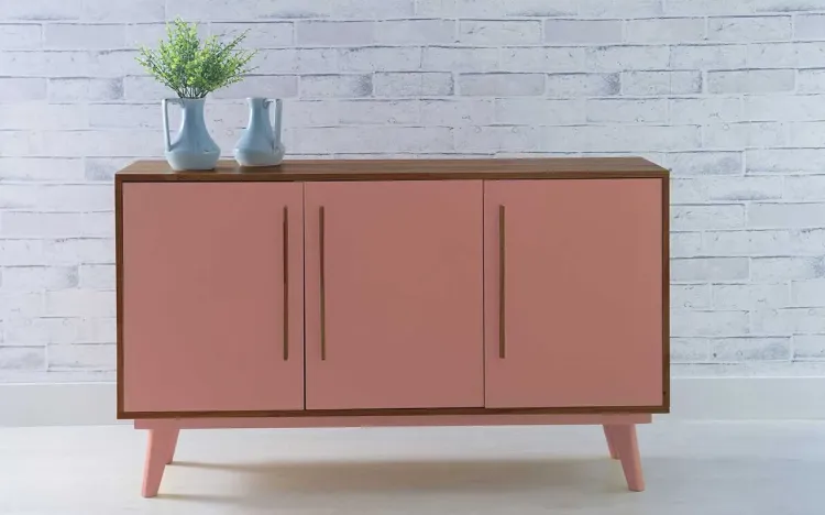 BALCÃO BUFFET COM PRATELEIRA E 3 PORTAS CELESTE CAPUCCINO E ROSA CORAL 133X40X79,5 CM