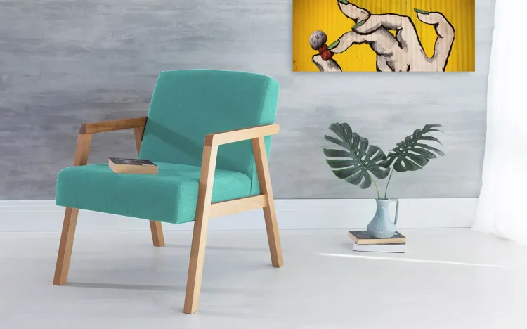 POLTRONA PARA SALA DE ESTAR COM BRAÇOS TURQUESA CHARLIE VERNIZ AMENDOA TEC.950 - 60x74x84 CM