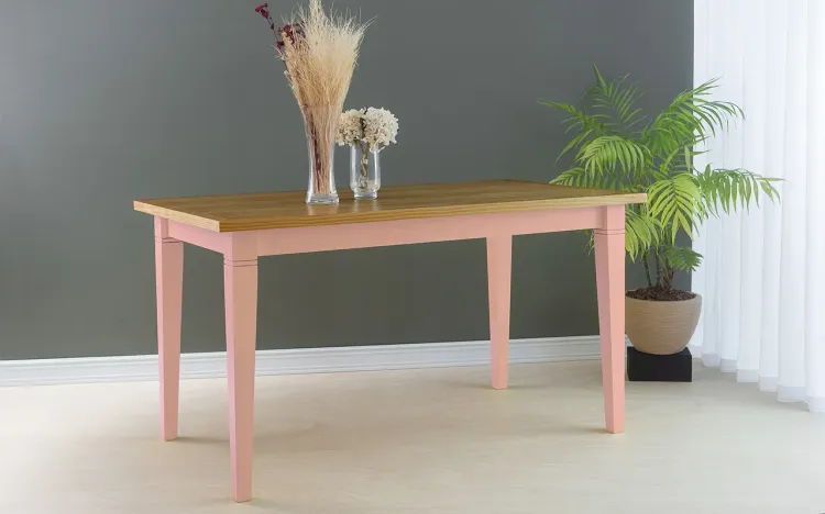 MESA DE JANTAR COM PÉS COLORIDOS FRISO 140X80X75 CM TAMPO NÓZES PÉS LACA ROSA BEBÊ