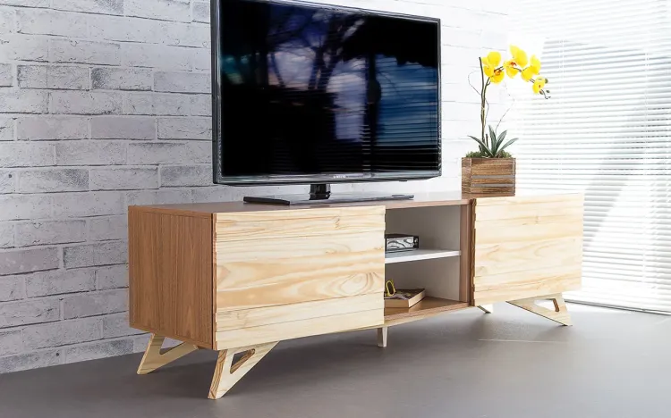 RACK TV MODERNO RETRÔ VINTAGE FREDDIE 1600 MDF FREIJÓ PÉS MADEIRA TAEDA 2 PORTAS DE MADEIRA TAEDA NATURAL 160x43,6x48,5 CM