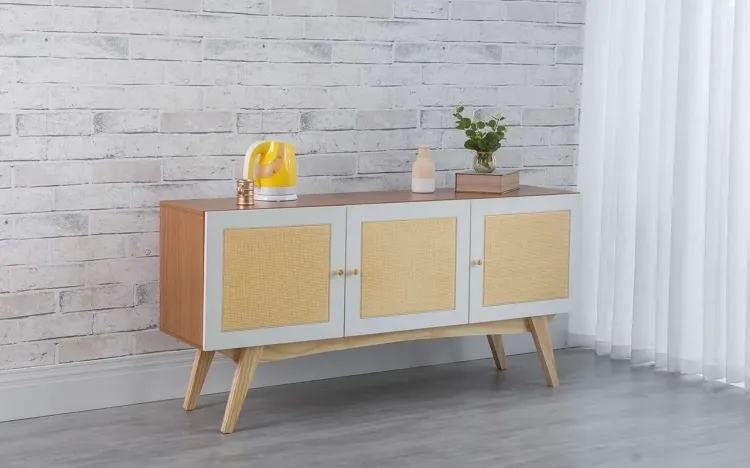 BALCÃO BUFFET PARA SALA DE JANTAR 3 PORTAS DE PALHINHA DOLORES FREIJÓ COM BRANCO E TAEDA 135x35x64,7 CM