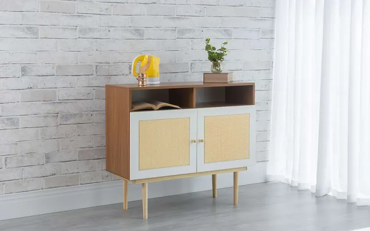 BALCÃO BUFFET 2 PORTAS DE PALHINHA PARA SALA DE JANTAR COM NICHO CHARLIE FREIJÓ COM BRANCO E TAEDA 90x35x79 CM