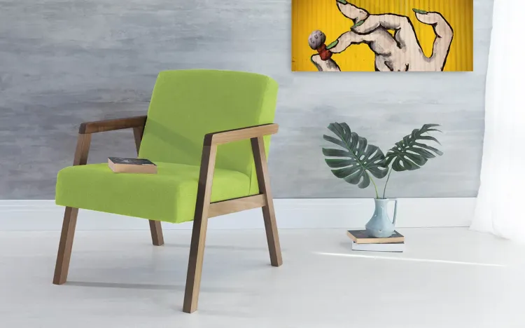 POLTRONA PARA SALA COM BRAÇOS PÉS DE MADEIRA ESTOFADA COR VERDE CHARLIE VERNIZ CAPUCCINO TEC.942 - 60x74x84 CM
