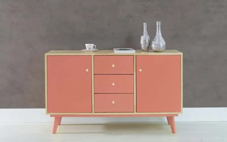 ARMÁRIO PÉS PALITO COM GAVETA E 2 PORTAS PUXADOR BOLINHA CELESTE NATURAL E ROSA CORAL 133X40X79,5 CM