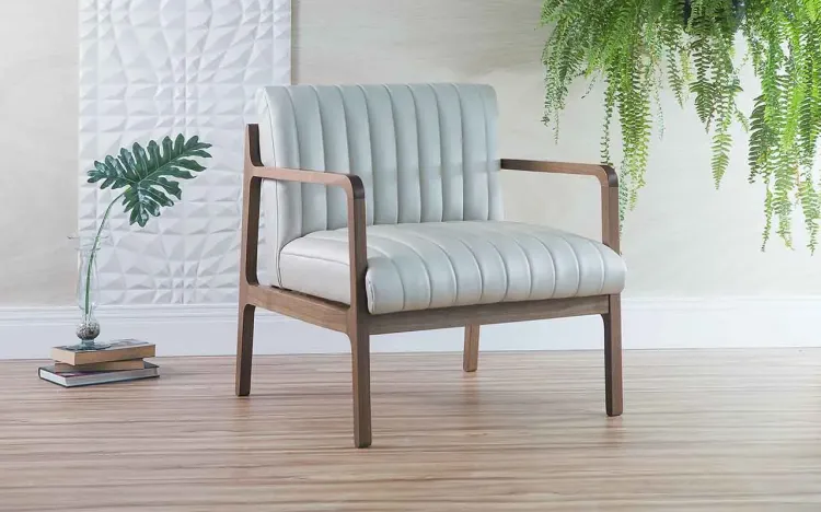 POLTRONA DE COURO SINTÉTICO BEGE PARA SALA CANELA VERNIZ CAPUCCINO TEC.1203 BEGE 69X71X79 CM