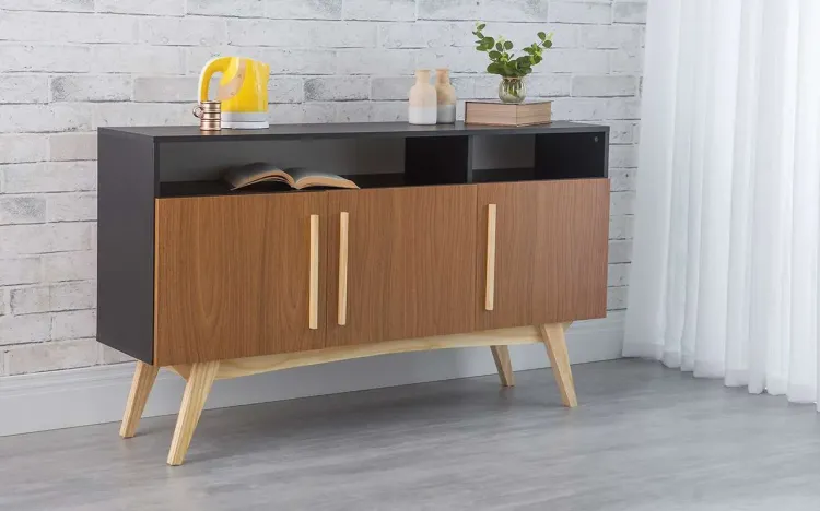 BALCÃO BUFFET PARA SALA DE JANTAR 3 PORTAS COM NICHO DOLORES PRETO COM FREIJÓ E TAEDA 135x35x79 CM