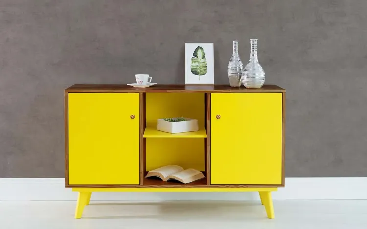 BALCÃO BUFFET COM PRATELEIRA E 2 PORTAS PUXADOR BOLINHA CELESTE  - CAPUCCINO E AMARELO 133X40X79,5 CM