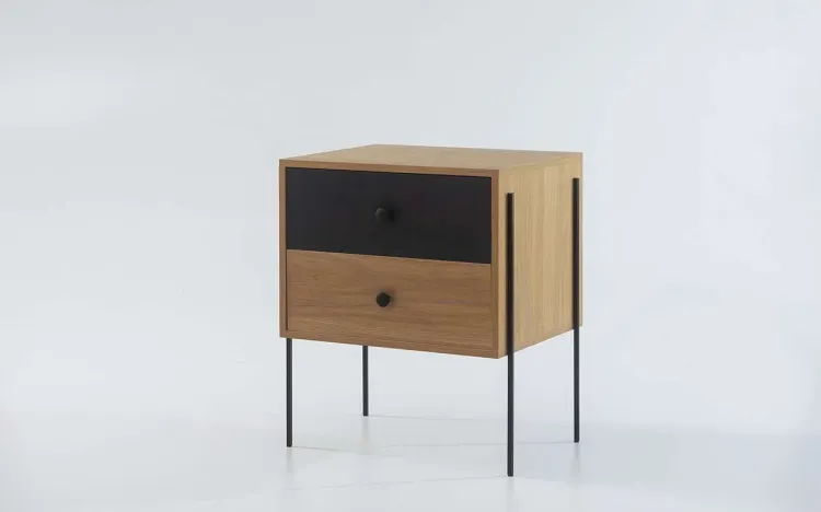 MESA DE CABECEIRA ALTA 2 GAVETAS NASH MDF DUAL COM PRETO E PÉS METAL 52X37X60 CM