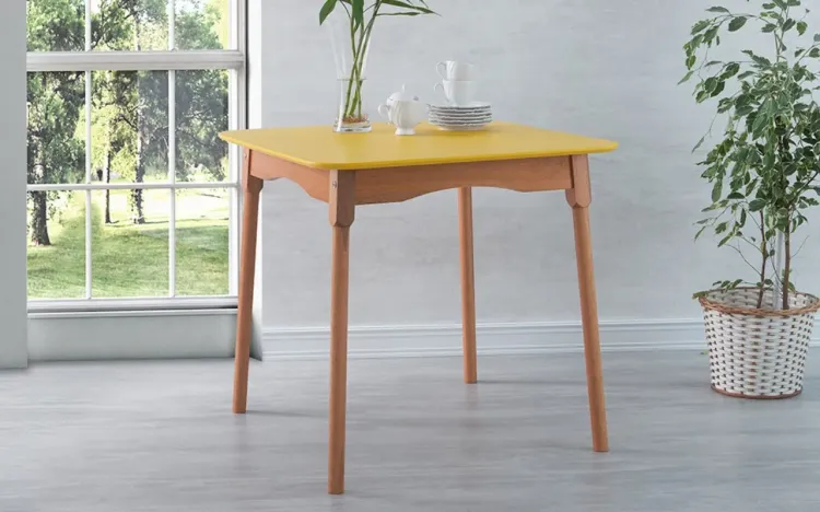 MESA DE MADEIRA MIMO BASE VERNIZ JATOBÁ E TAMPO LACA AMARELO 80X80X76CM