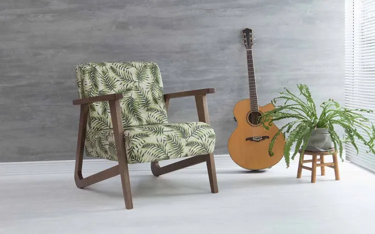 POLTRONA PARA QUARTO LIS VERNIZ CAPUCCINO TEC.S1865 FOLHAS VERDES 72X81X81 CM