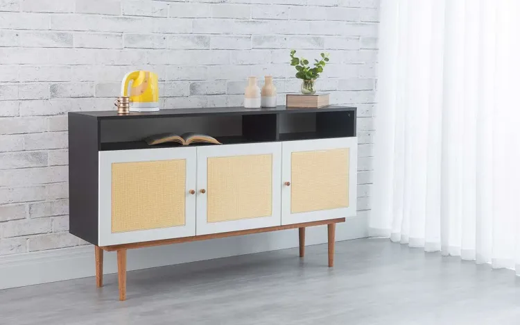 BALCÃO BUFFET DE PALHINHA 3 PORTAS COM NICHO CHARLIE PRETO COM BRANCO E JATOBÁ 135x35x79 CM