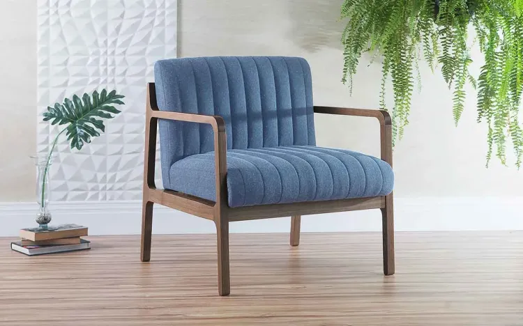 POLTRONA DE MADEIRA DECORATIVA CANELA VERNIZ CAPUCCINO TEC.930 COR AZUL CLARO 69X71X79 CM