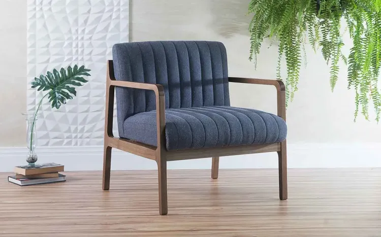 POLTRONA PARA QUARTO CANELA VERNIZ CAPUCCINO TEC.997 CHUMBO 69X71X79 CM