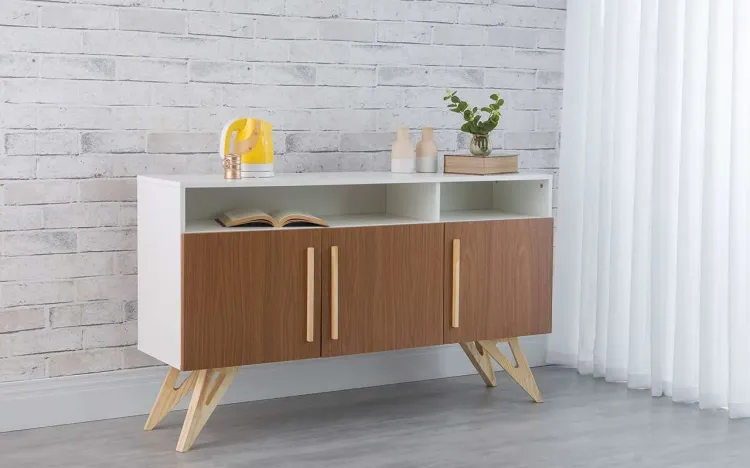 ARMÁRIO BUFFET 3 PORTAS PARA SALA DE JANTAR COM NICHO FREDDIE BRANCO COM FREIJÓ E TAEDA 135x35x79 CM