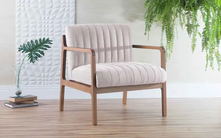 POLTRONA MODERNA DE MADEIRA ESTOFADA CANELA VERNIZ AMENDOA TEC.924 COR BEGE 69X71X79 CM