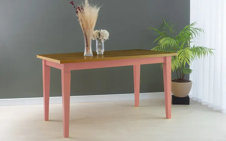 MESA PARA JANTAR RETANGULAR DE MADEIRA FRISO 140X80X75 CM TAMPO CAPUCCINO PÉS LACA ROSA CORAL