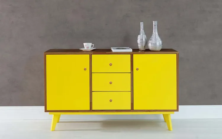 APARADOR BUFFET COM GAVETAS E 2 PORTAS PUXADOR BOLINHA CELESTE - CAPUCCINO E AMARELO 133X40X79,5 CM