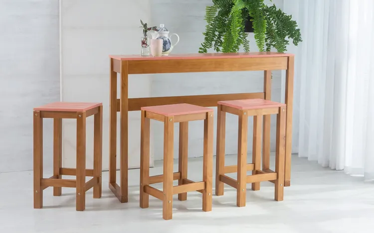 CONJUNTO MESA GOURMET ALTO DE MADEIRA MACIÇA TAEDA COM TAMPO COLORIDO OLGA VERNIZ CAPUCCINO E ROSA CORAL 120CM