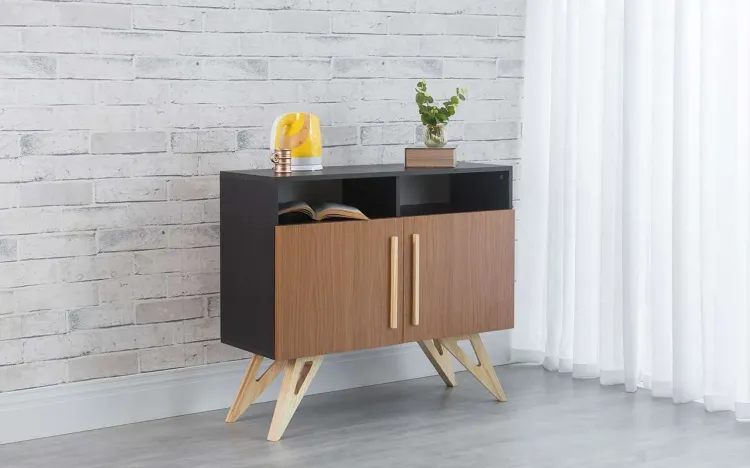 ARMÁRIO BUFFET 2 PORTAS PARA SALA DE JANTAR COM NICHO FREDDIE PRETO COM FREIJÓ E TAEDA 90x35x79 CM