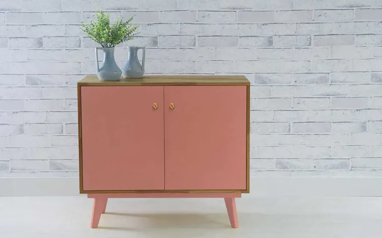 BUFFET PARA SALA DE JANTAR COM PRATELEIRA E 2 PORTAS PUXADOR BOLINHA CELESTE NÓZES E ROSA CORAL 90X40X79,5 CM