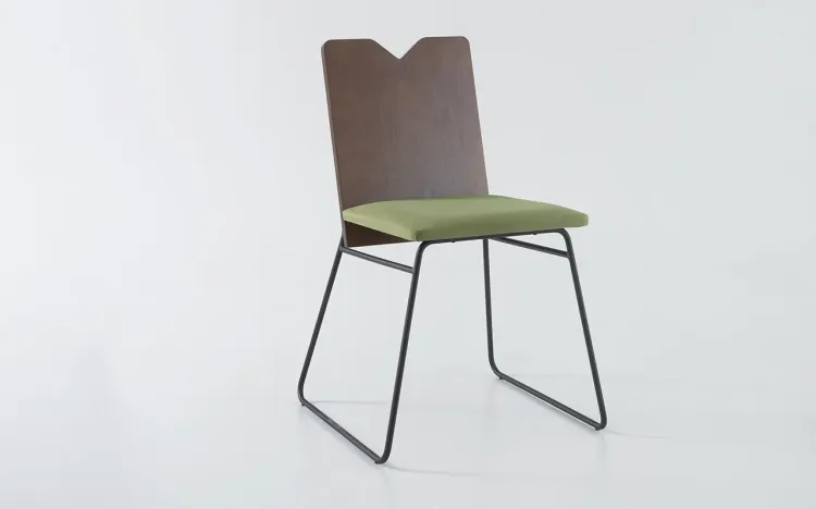CADEIRA ESTOFADA DE METAL BEND 05 VERNIZ CAPUCCINO E TEC. 121 ALGODÃO VERDE MUSGO 51X51X81 CM