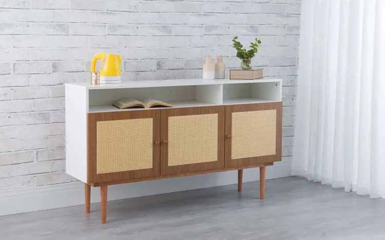 ARMÁRIO BUFFET 3 PORTAS COM RATTAN E NICHO CHARLIE BRANCO COM FREIJÓ E JATOBÁ 135x35x79 CM