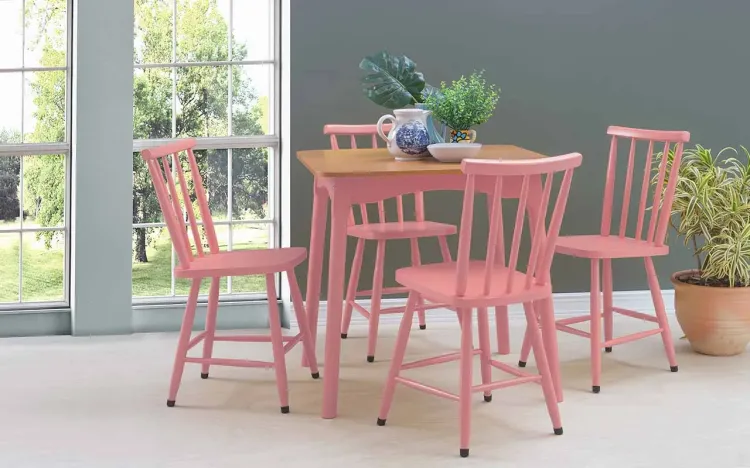 MESA VINTAGE COM CADEIRAS MIMO 80CM VERNIZ JATOBÁ E LACA ROSA CORAL