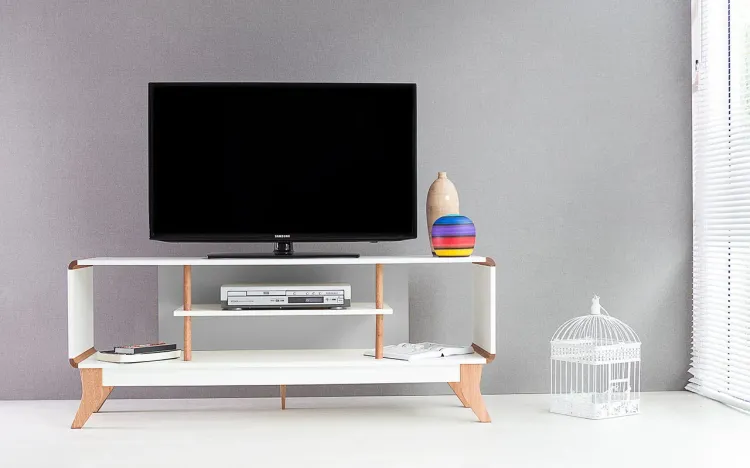 RACK TV RETRÔ VINTAGE BRANCO/CINZA PRESTAGE 2 NICHOS 1,4M MDF COM PÉS MADEIRA COR JATOBÁ 140x40x55 CM