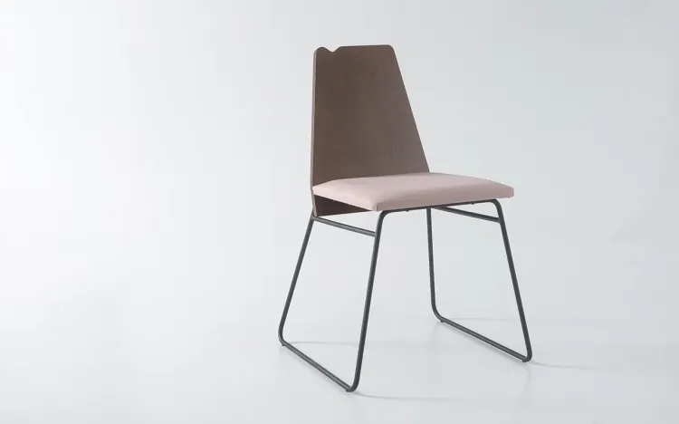CADEIRA DE METAL PARA COZINHA ESTOFADA BEND 01 VERNIZ CAPUCCINO E TEC. 315 ALGODÃO ROSA 51X51X81 CM