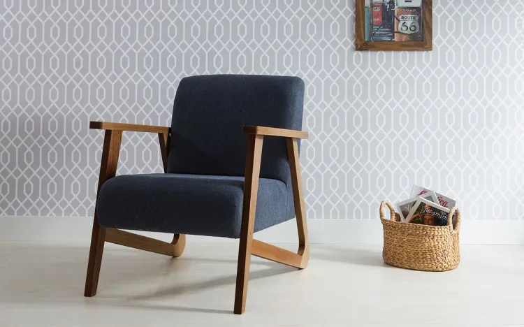 POLTRONA PARA QUARTO POLTRONA INDIVIDUAL DE MADEIRA ESTOFADA COR CHUMBO VERNIZ CAPUCCINO TEC.997 LIS 72X81X81 CM