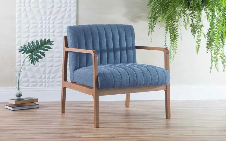 POLTRONA DE MADEIRA DECORATIVA CANELA VERNIZ AMENDOA TEC.930 COR AZUL CLARO 69X71X79 CM