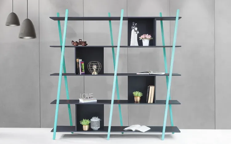 ESTANTE PARA LIVROS PRETA 5 PRATELEIRAS COM PÉS DE MADEIRA COR AZUL - SUE - 180X38X180 CM