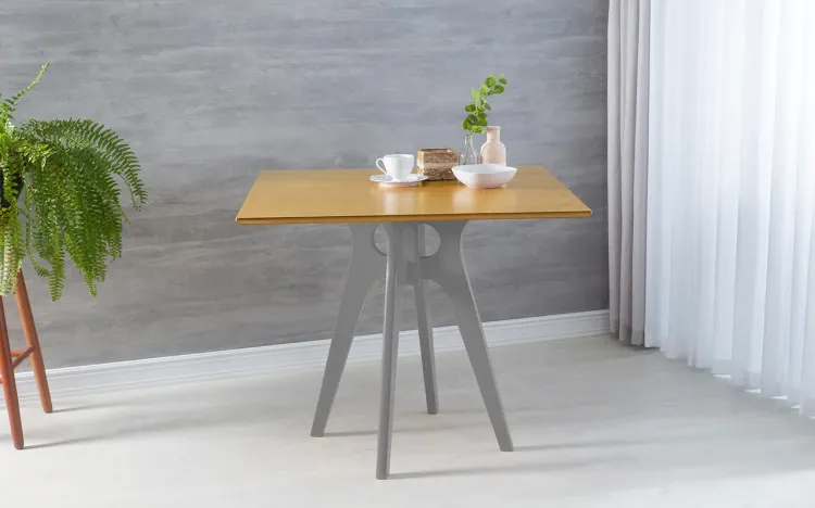 MESA DE JANTAR DE MADEIRA QUADRADA BIANCHI 90X77CM CINZA CONCRETO E AMÊNDOA