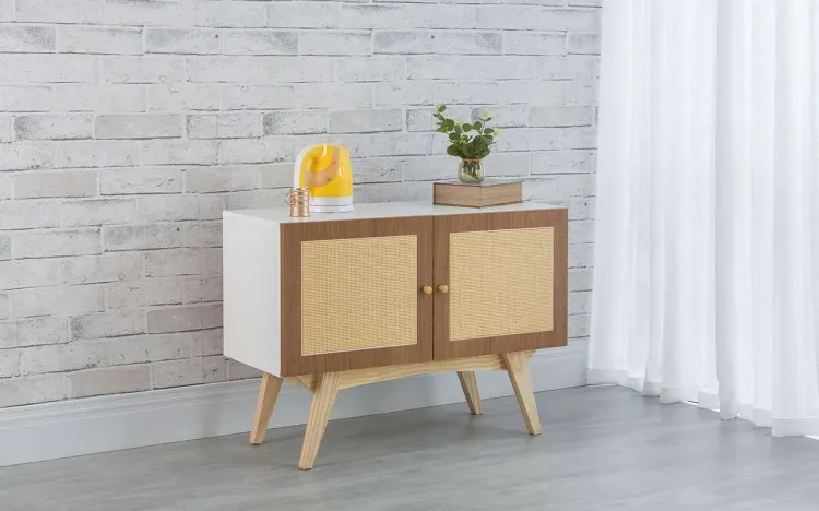 ARMÁRIO BUFFET 2 PORTAS DE PALHINHA DOLORES BRANCO COM FREIJÓ E TAEDA 90x35x64,7 CM