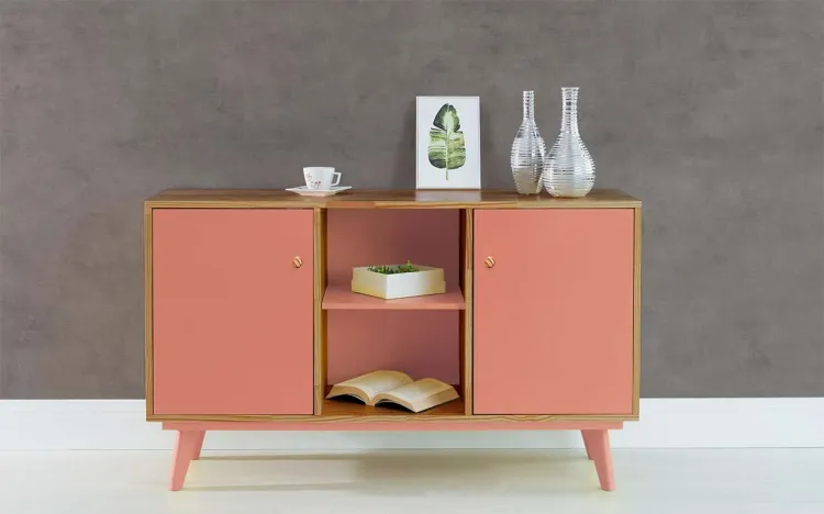 BUFFET PARA SALA DE JANTAR COM PRATELEIRA E 2 PORTAS PUXADOR BOLINHA CELESTE NÓZES E ROSA CORAL 133X40X79,5 CM