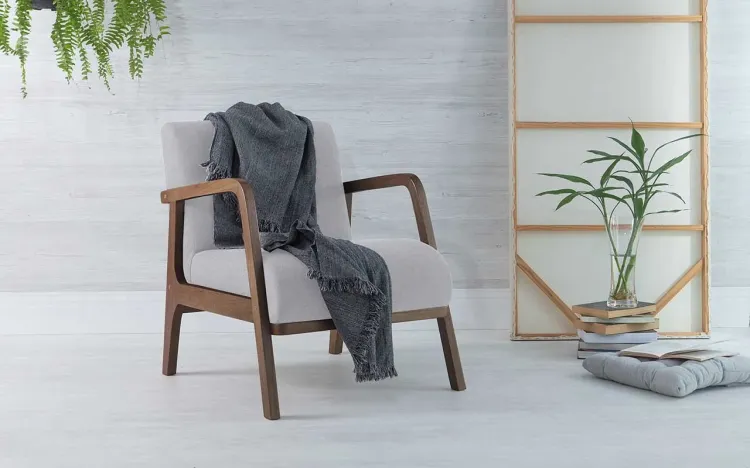 POLTRONA DE SALA ALFAZEMA ALFAZEMA VERNIZ CAPUCCINO TEC.915 CINZA CLARO 60,3X73X77 CM