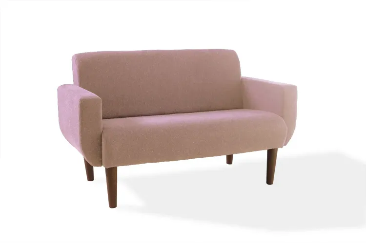 SOFÁ 2 LUGARES PARA SALA RETRÔ LIRIO VERNIZ CAPUCCINO TECIDO 169B ROSA 140X76X83CM
