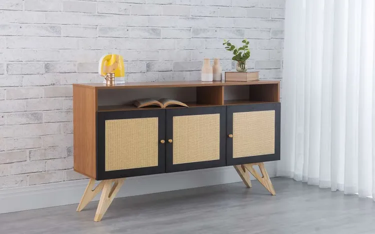 BALCÃO BUFFET PARA SALA DE JANTAR 3 PORTAS DE PALHINHA COM NICHO FREDDIE FREIJÓ COM PRETO E TAEDA 135x35x79 CM