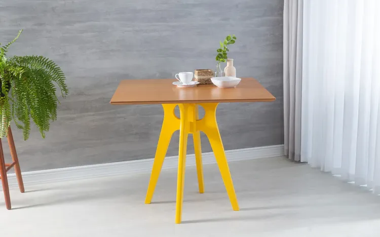 MESA DE JANTAR 4 LUGARES QUADRADA BIANCHI 90X77CM AMARELO E JATOBÁ