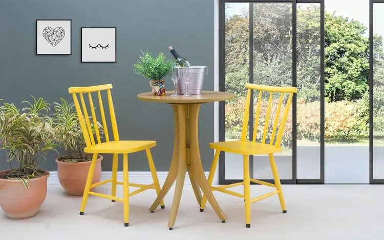 MESA COM 2 CADEIRAS REDONDA JULIETTE VERNIZ AMÊNDOA E AMARELO