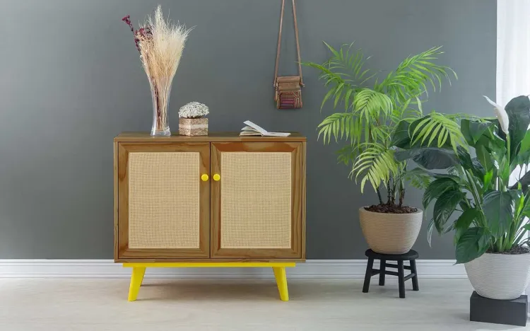 BALCÃO PARA SALA DE JANTAR COM PALHINHA 2 PORTAS CELESTE PUXADOR BOLINHA CAPUCCINO E AMARELO 90X40X79,5 CM